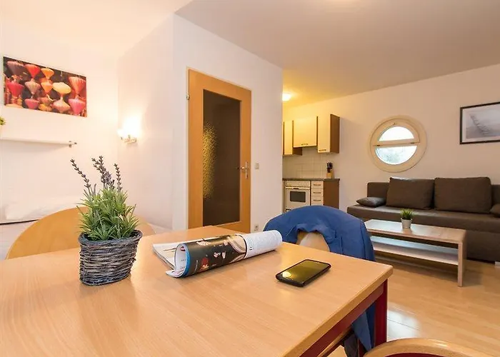 Apartmenthaus Hietzing I Contactless Check-in Apartamento Viena