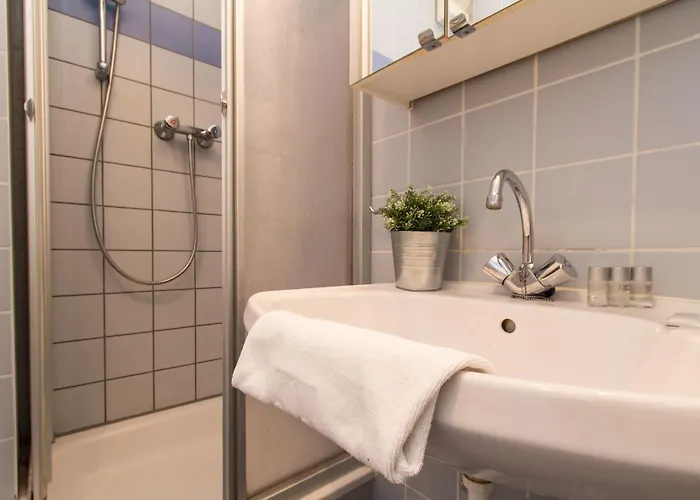 Apartmenthaus Hietzing I Contactless Check-in Apartamento