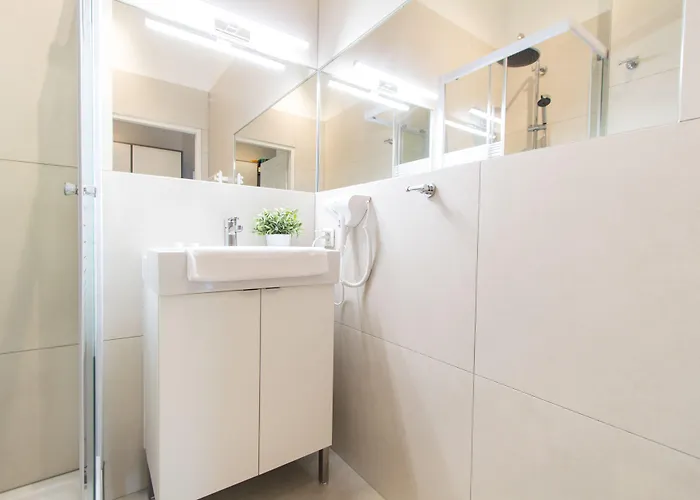 Apartmenthaus Hietzing I Contactless Check-in Apartamento