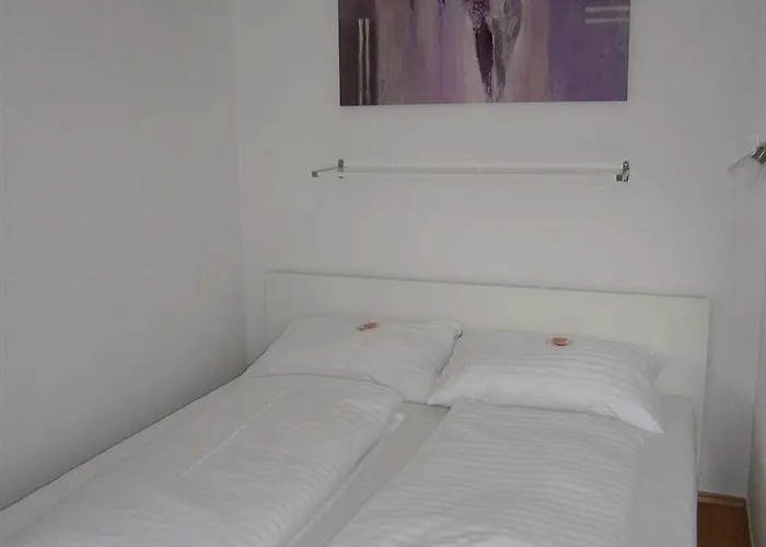 Apartmenthaus Hietzing I Contactless Check-in *