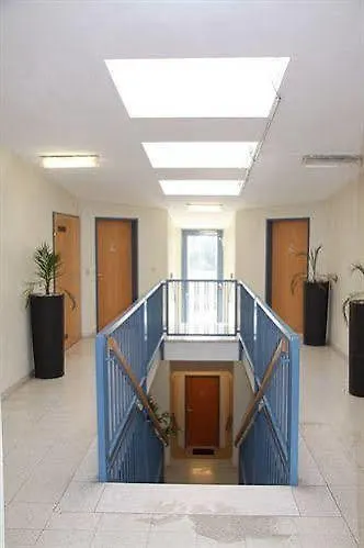 Apartmenthaus Hietzing I Contactless Check-in Apartamento