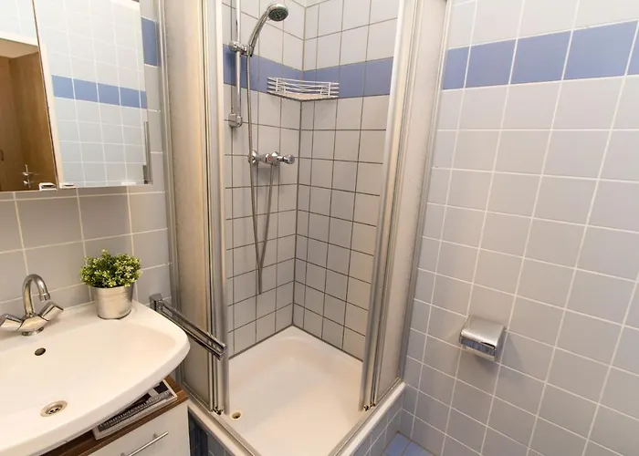 Apartamento Apartmenthaus Hietzing I Contactless Check-in Viena