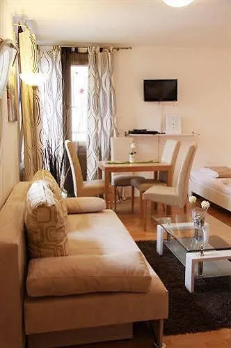 Apartmenthaus Hietzing I Contactless Check-in *