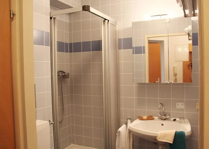 Apartmenthaus Hietzing I Contactless Check-in Apartamento Viena