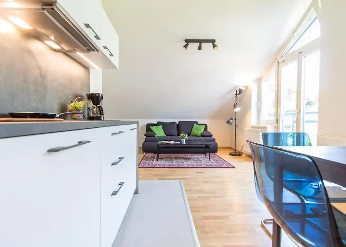 Apartmenthaus Hietzing I Contactless Check-in Apartamento